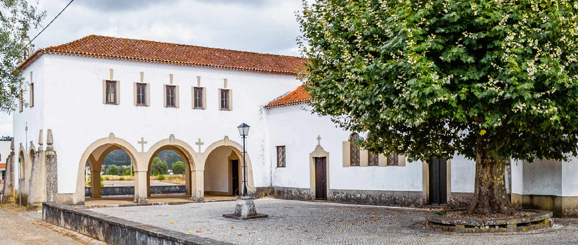 Guia para os residentes em lares de idosos em Alvaiázere Guia para os residentes em lares de idosos em Alvaiázere