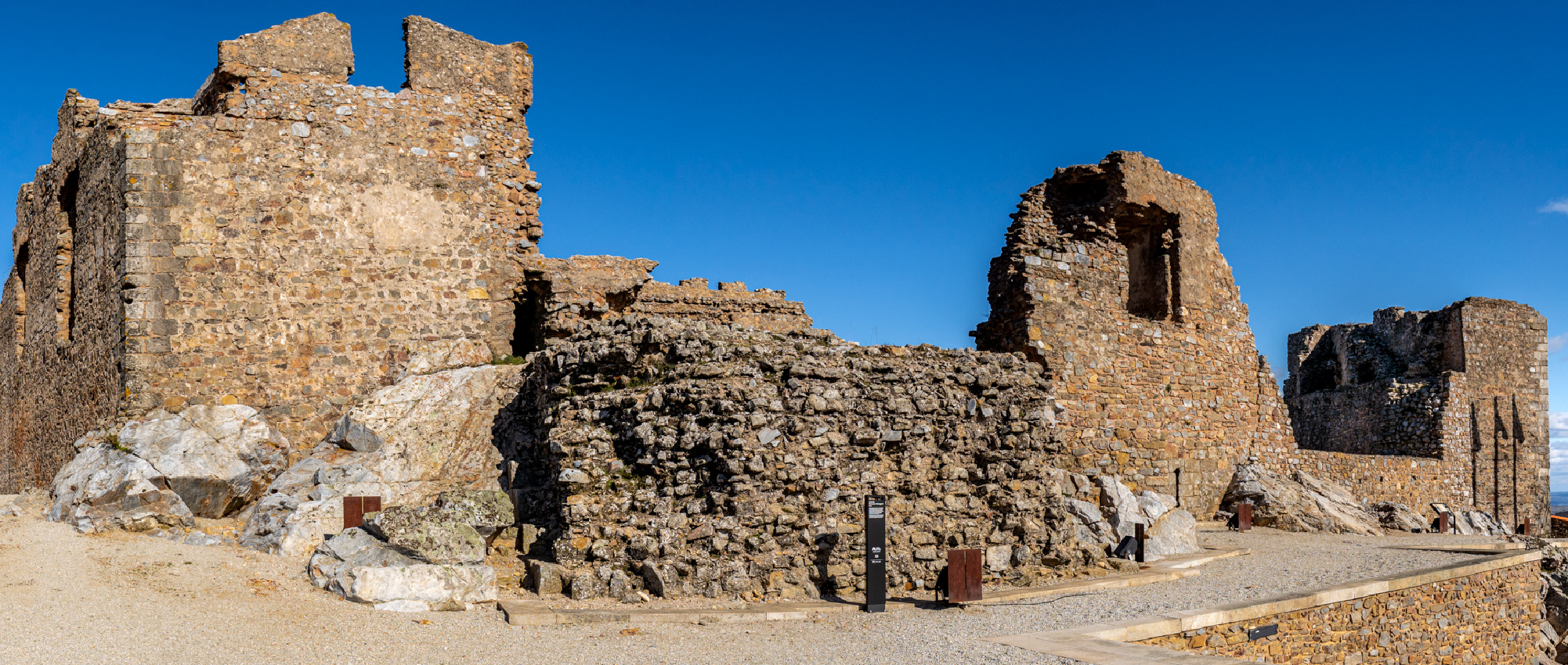 Guia para os residentes em lar de idosos em Figueira de Castelo Rodrigo Guia para os residentes em lar de idosos em Figueira de Castelo Rodrigo
