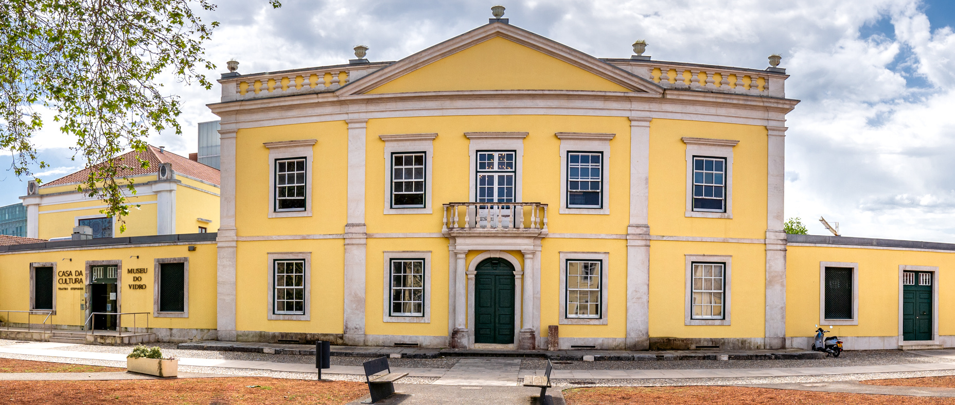 Guia para os residentes em lares de idosos na Marinha Grande Guia para os residentes em lares de idosos na Marinha Grande