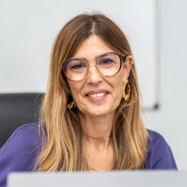 Dra. Lara Gameiro