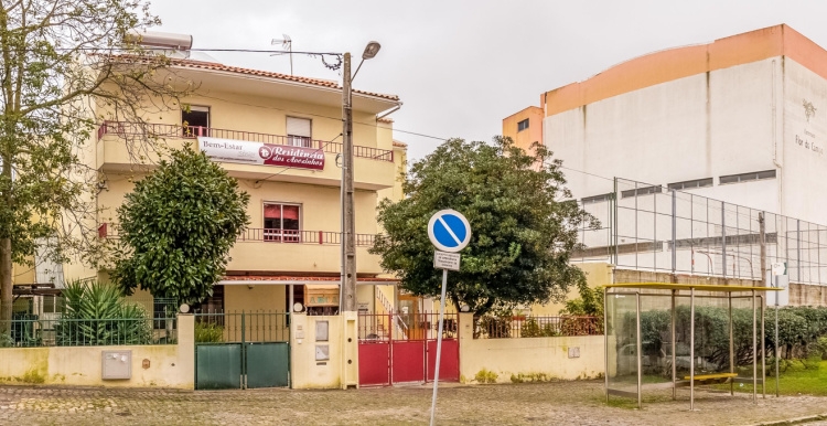 Arca - Residência dos Avozinhos, Lda