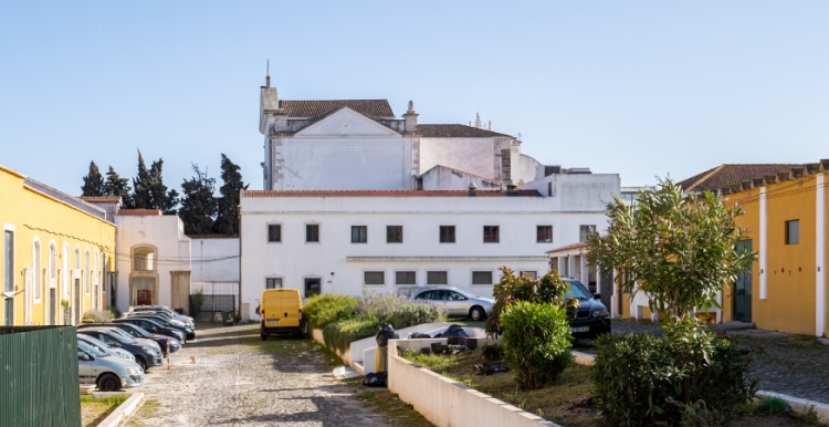 Associação das Antigas Alunas do Instituto de Odivelas