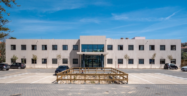 DomusAurea - Unipessoal, Lda
